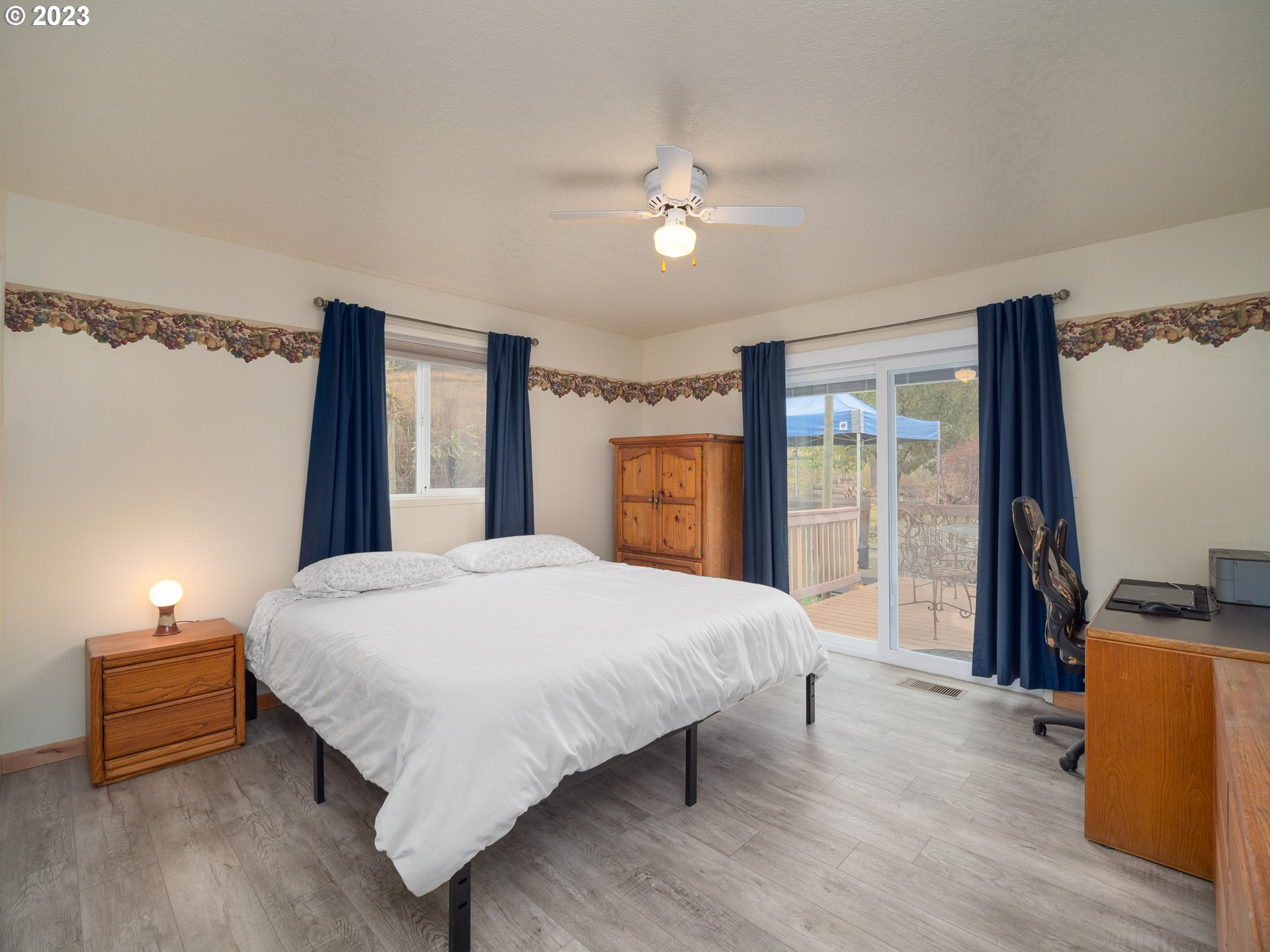 375 Porter Creek Road Winston, OR 97496 - Photo 26 of 41 Bedroom