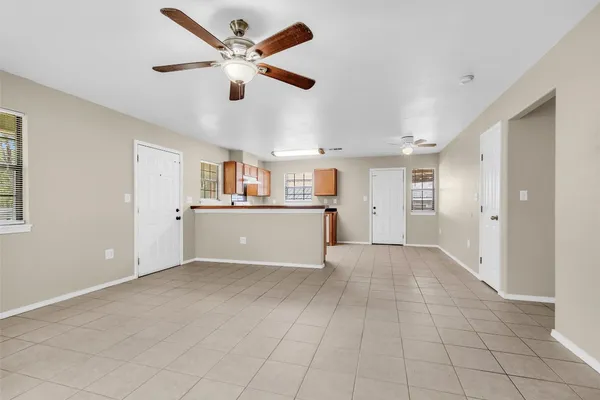 $185,000 | 14236 East Ravine Run, Willis, TX 77318