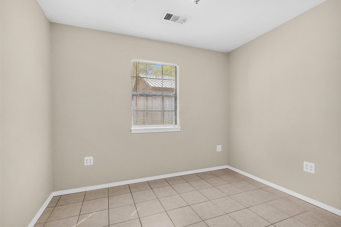 14236 East Ravine Run Willis, TX 77318 - Photo 18 of 34