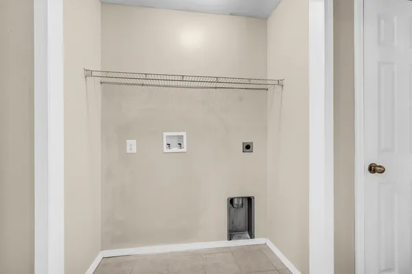 $185,000 | 14236 East Ravine Run, Willis, TX 77318