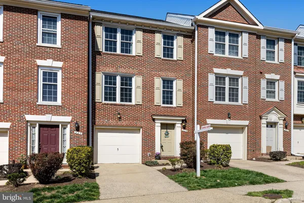 $649,777 | 329 South Pickett Street, Alexandria, VA 22304