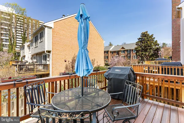 $649,777 | 329 South Pickett Street, Alexandria, VA 22304