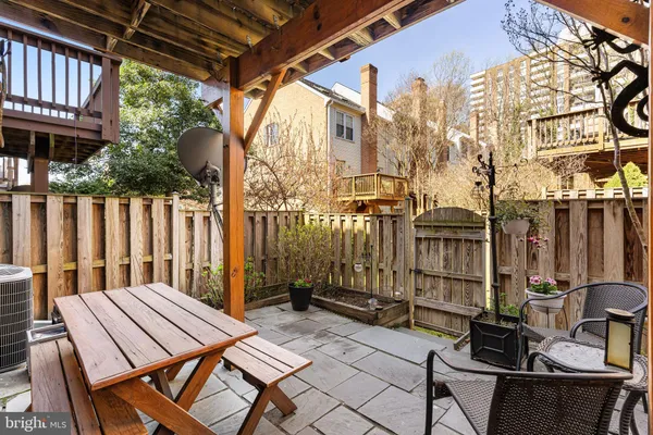 $649,777 | 329 South Pickett Street, Alexandria, VA 22304