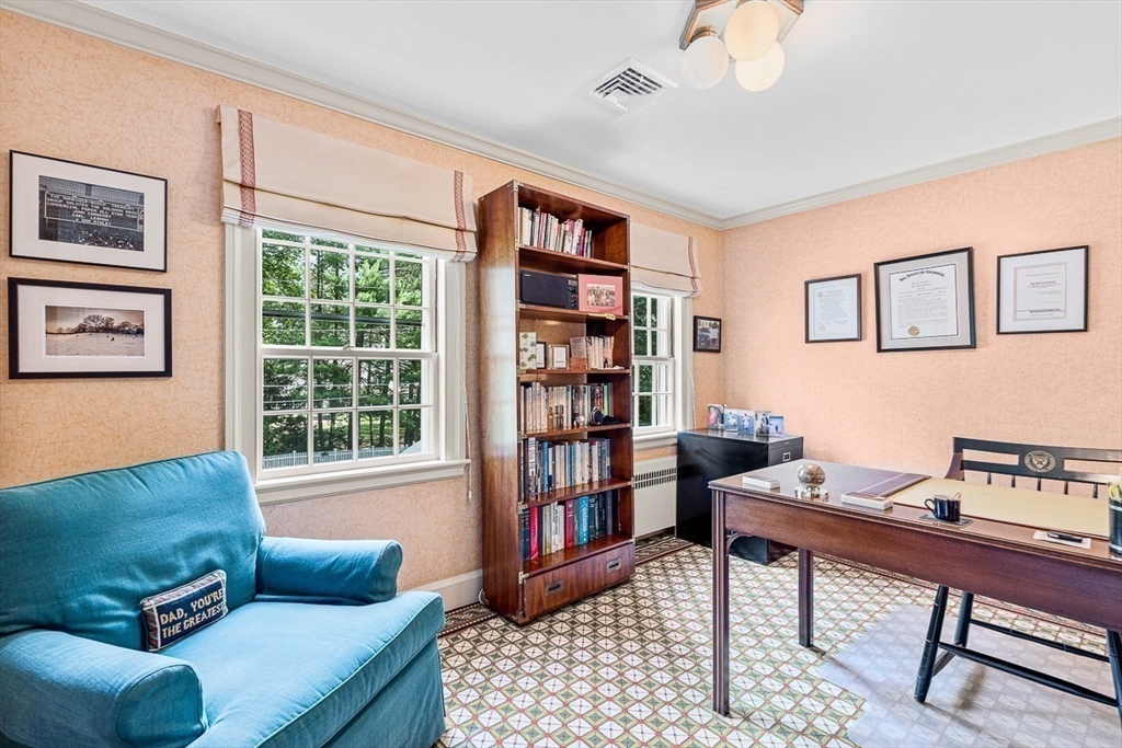 56 Woodcliff Road Wellesley, MA 02481 - Photo 16 of 24