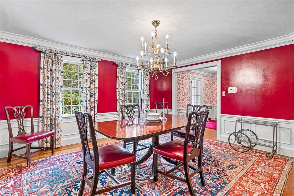 56 Woodcliff Road Wellesley, MA 02481 - Photo 6 of 24