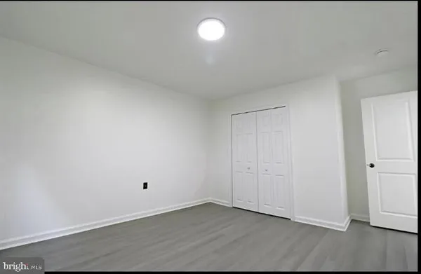 $1,900 | 511 Corinthian Avenue, Essington, PA 19029