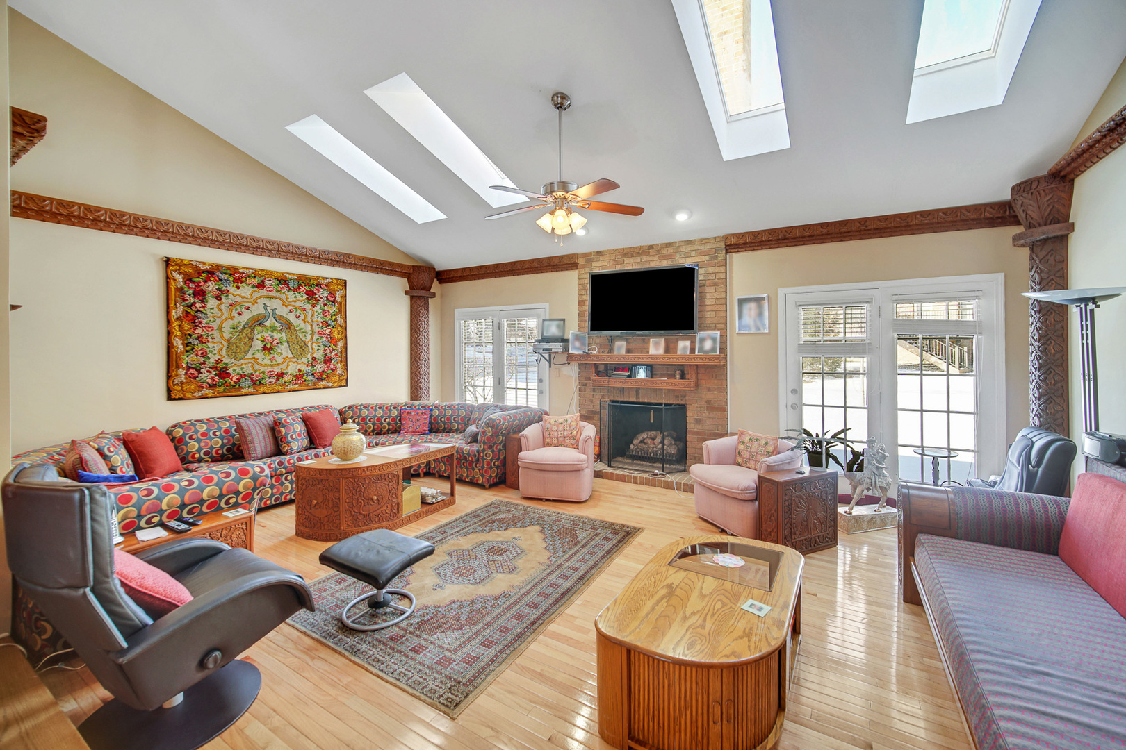 157 Burleigh Lane Inverness, IL 60067 - Photo 6 of 38 Gallery Image 6