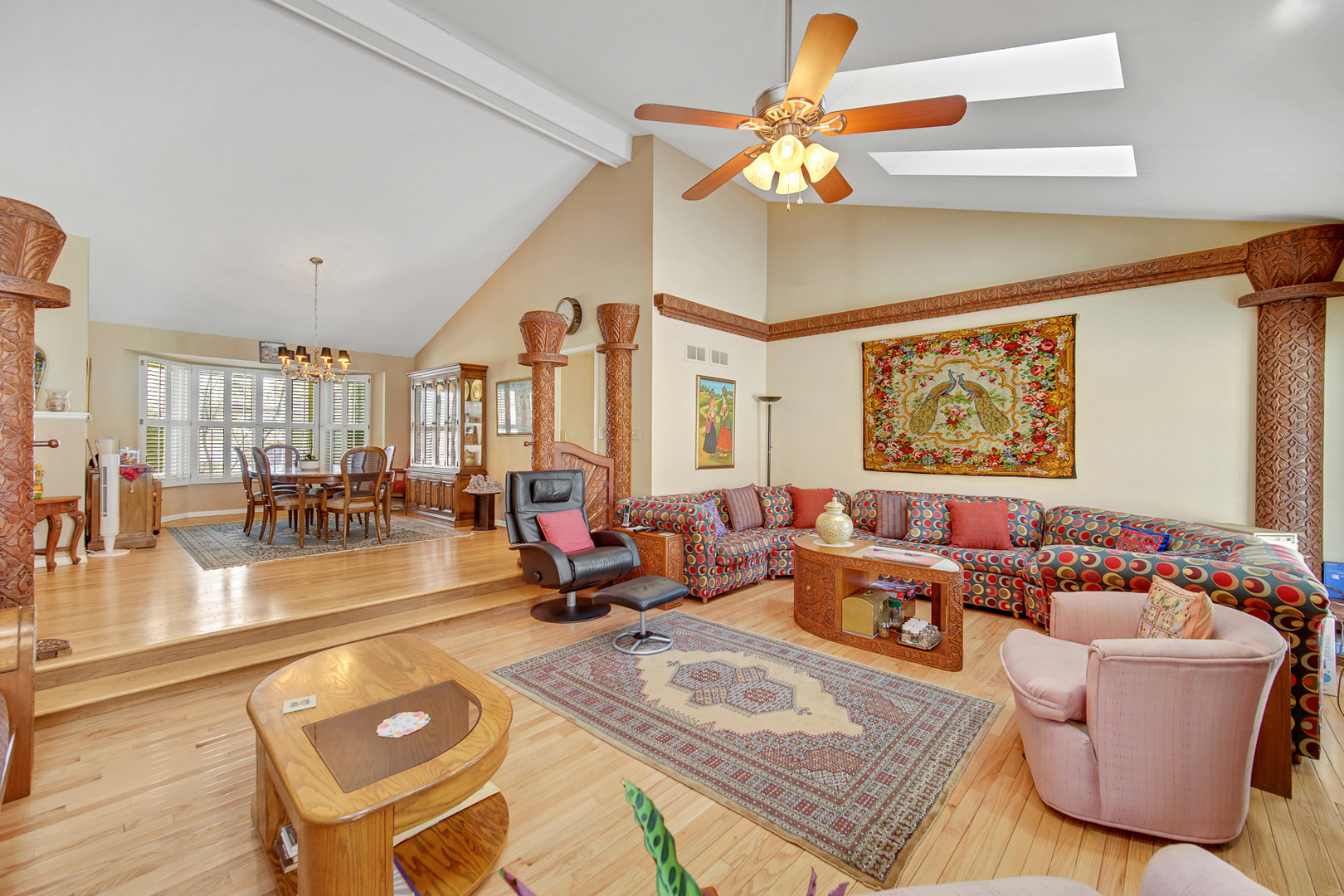 157 Burleigh Lane Inverness, IL 60067 - Photo 7 of 38 Gallery Image 7