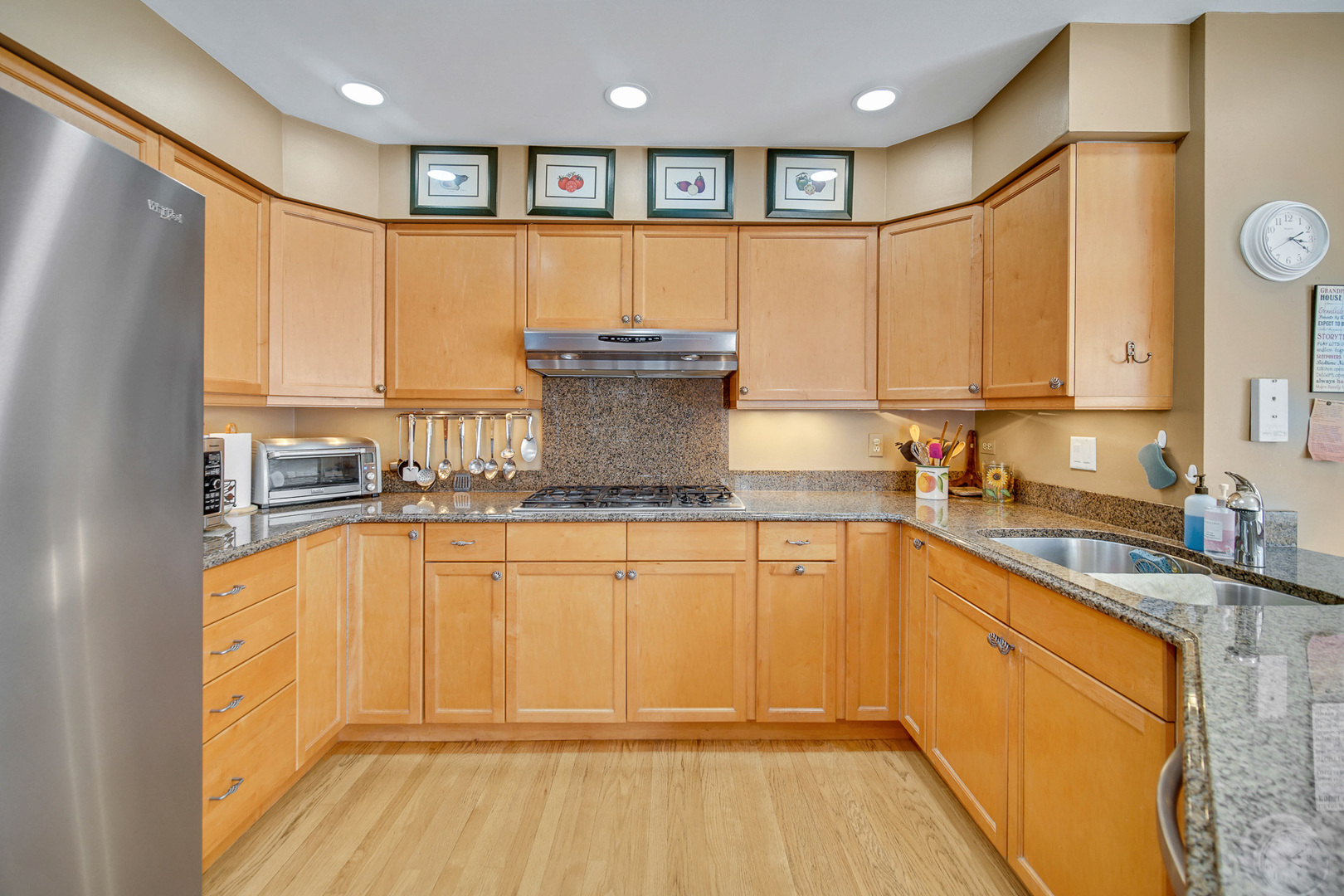 157 Burleigh Lane Inverness, IL 60067 - Photo 10 of 38 Gallery Image 10