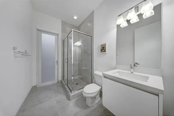 $7,500 | 10081 Northwest 75th Terrace, Doral, FL 33178