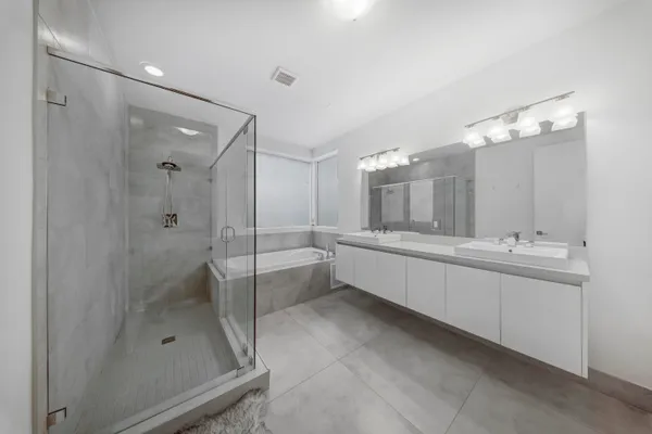 $7,500 | 10081 Northwest 75th Terrace, Doral, FL 33178