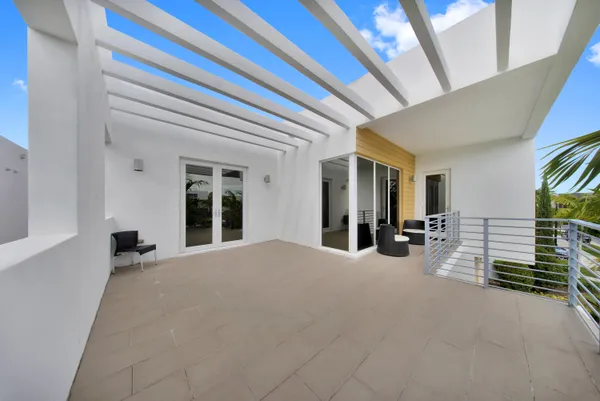 $7,500 | 10081 Northwest 75th Terrace, Doral, FL 33178