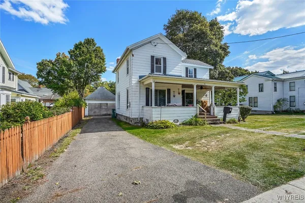 $100,000 | 72 North Center Street, Perry, NY 14530