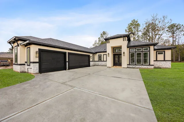 $852,000 | 19601 Desna Drive, Porter, TX 77365