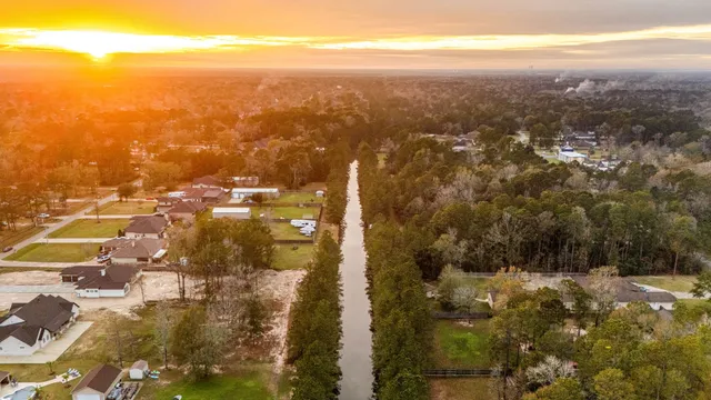 $852,000 | 19601 Desna Drive, Porter, TX 77365