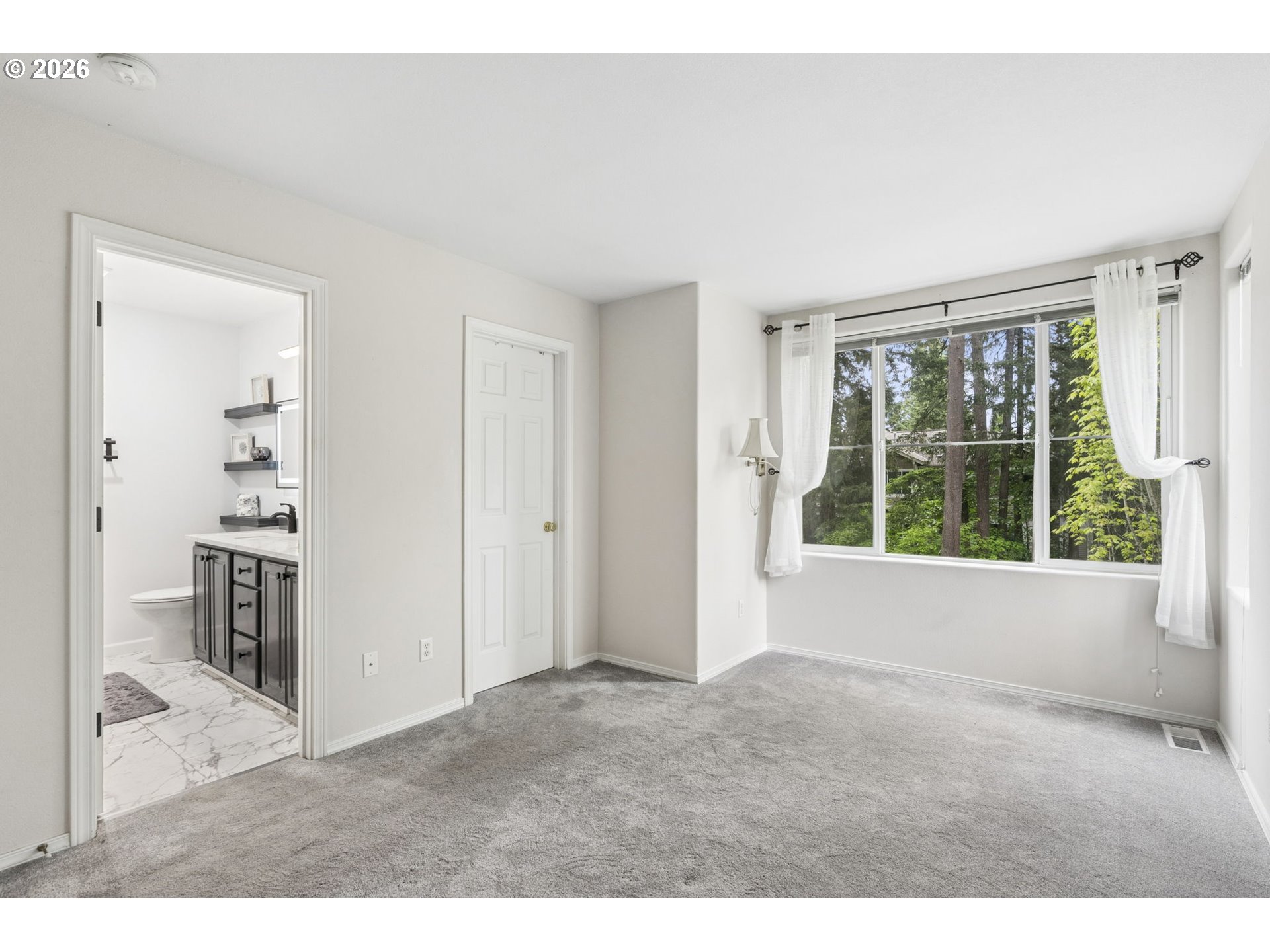 14172 Southwest Barrows Road, Unit 1 Portland, OR 97223 - Photo 19 of 38
