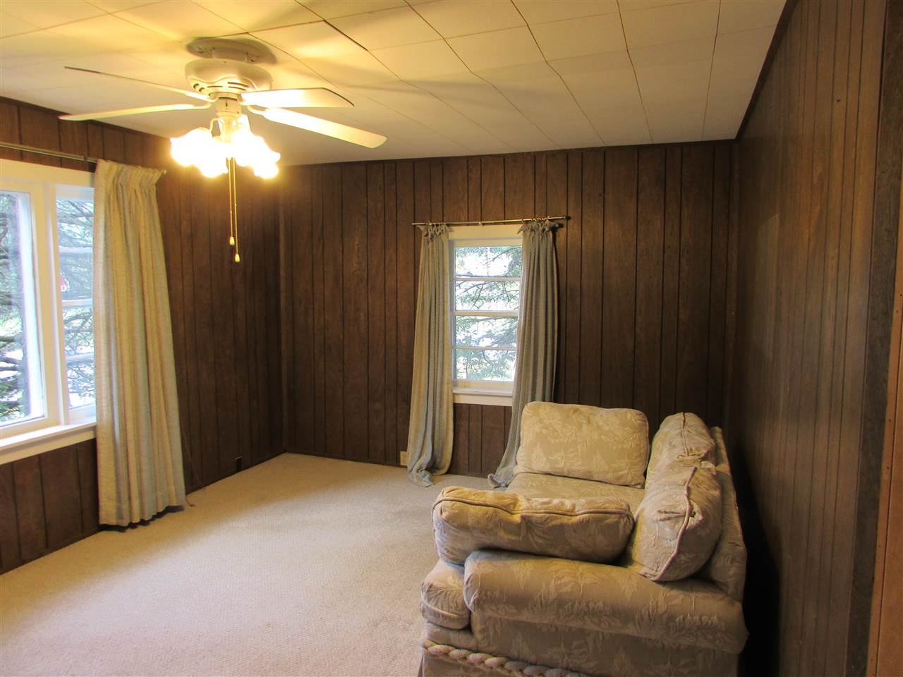 160 North 3rd Street Blanchard, MI 49310 - Photo 14 of 49 1819646-13.JPG