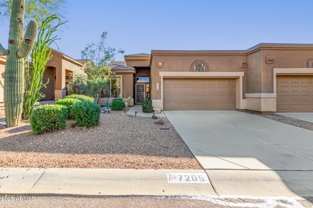 $375,000 | 7205 East Palo Brea Drive, Gold Canyon, AZ 85118