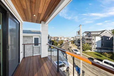 $4,450,000 | 233 West 17th Street, Ocean City, NJ 08226