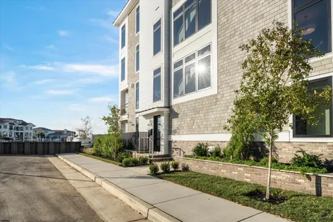 $4,450,000 | 233 West 17th Street, Ocean City, NJ 08226