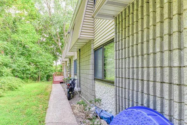 $1,900 | 104 Baldwin Lane, Unit 1D, Newburgh, NY 12550