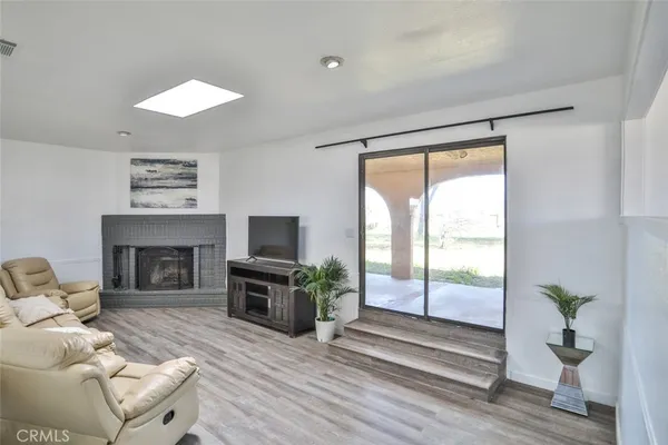 $3,500 | 7033 West Ave A2, Lancaster, CA 93536
