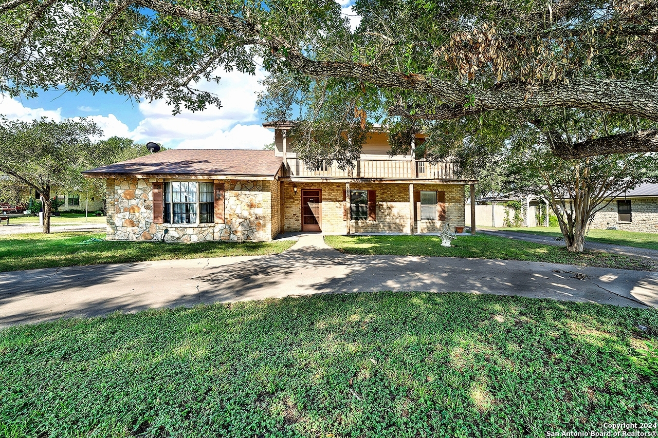 603 Rachel Street Falls City, TX 78113 - Photo 1 of 33