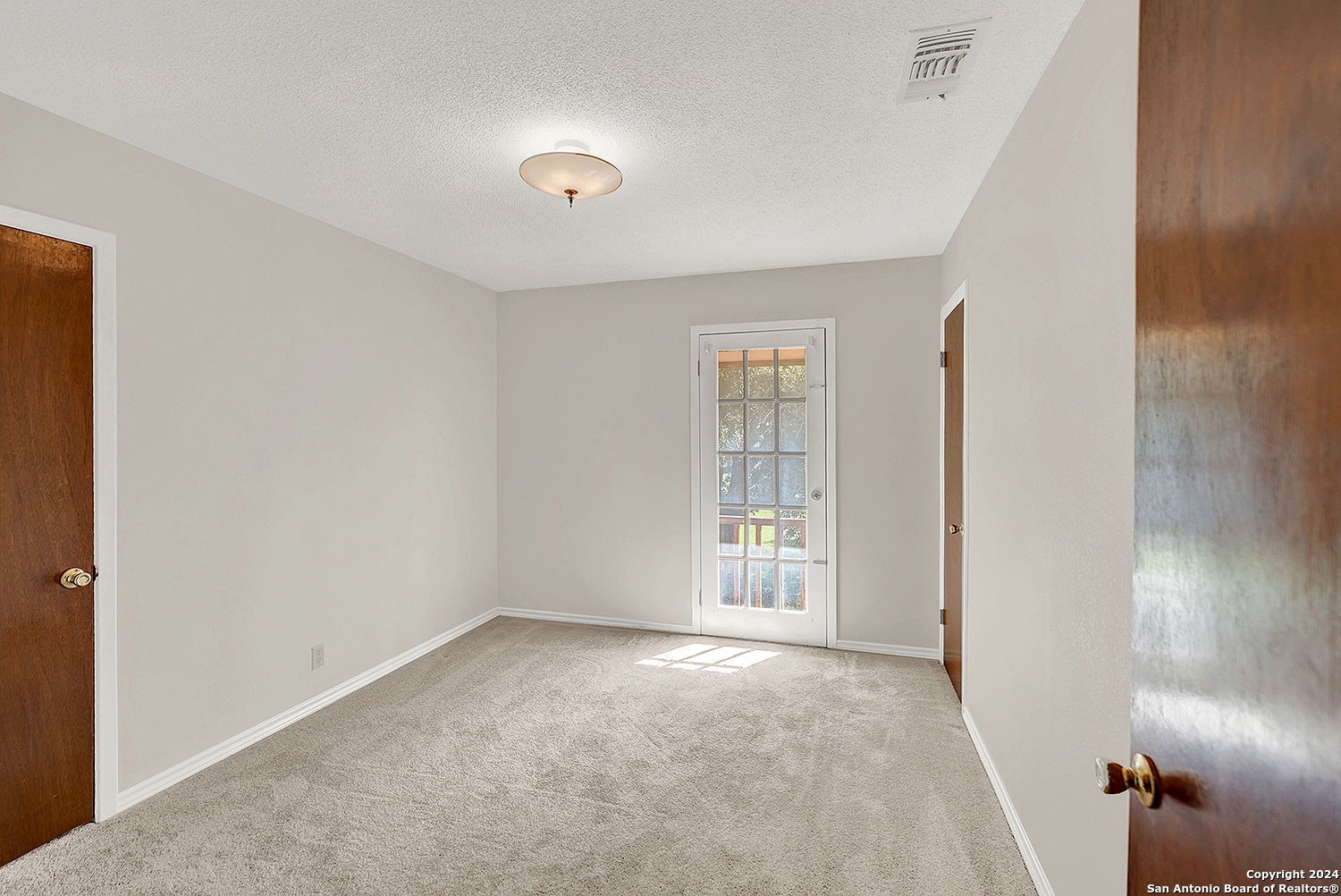 603 Rachel Street Falls City, TX 78113 - Photo 24 of 33