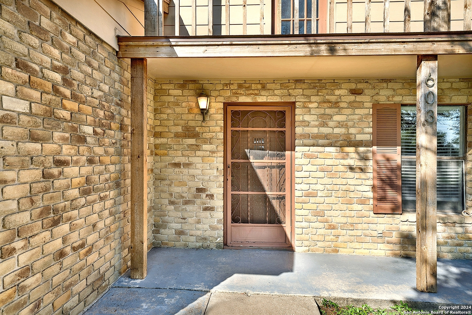 603 Rachel Street Falls City, TX 78113 - Photo 4 of 33