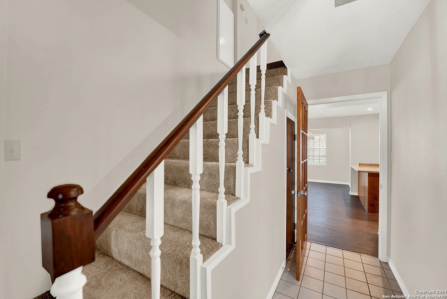 603 Rachel Street Falls City, TX 78113 - Photo 5 of 33