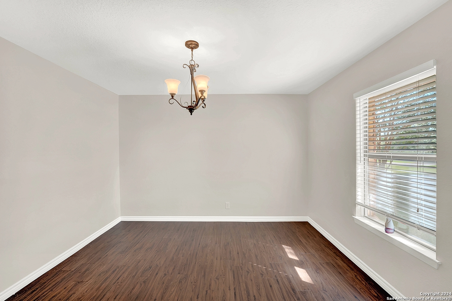 603 Rachel Street Falls City, TX 78113 - Photo 8 of 33