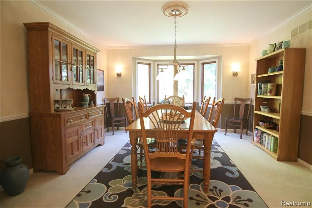 2506 Ulster Road Rochester Hills, MI 48309 - Photo 18 of 34