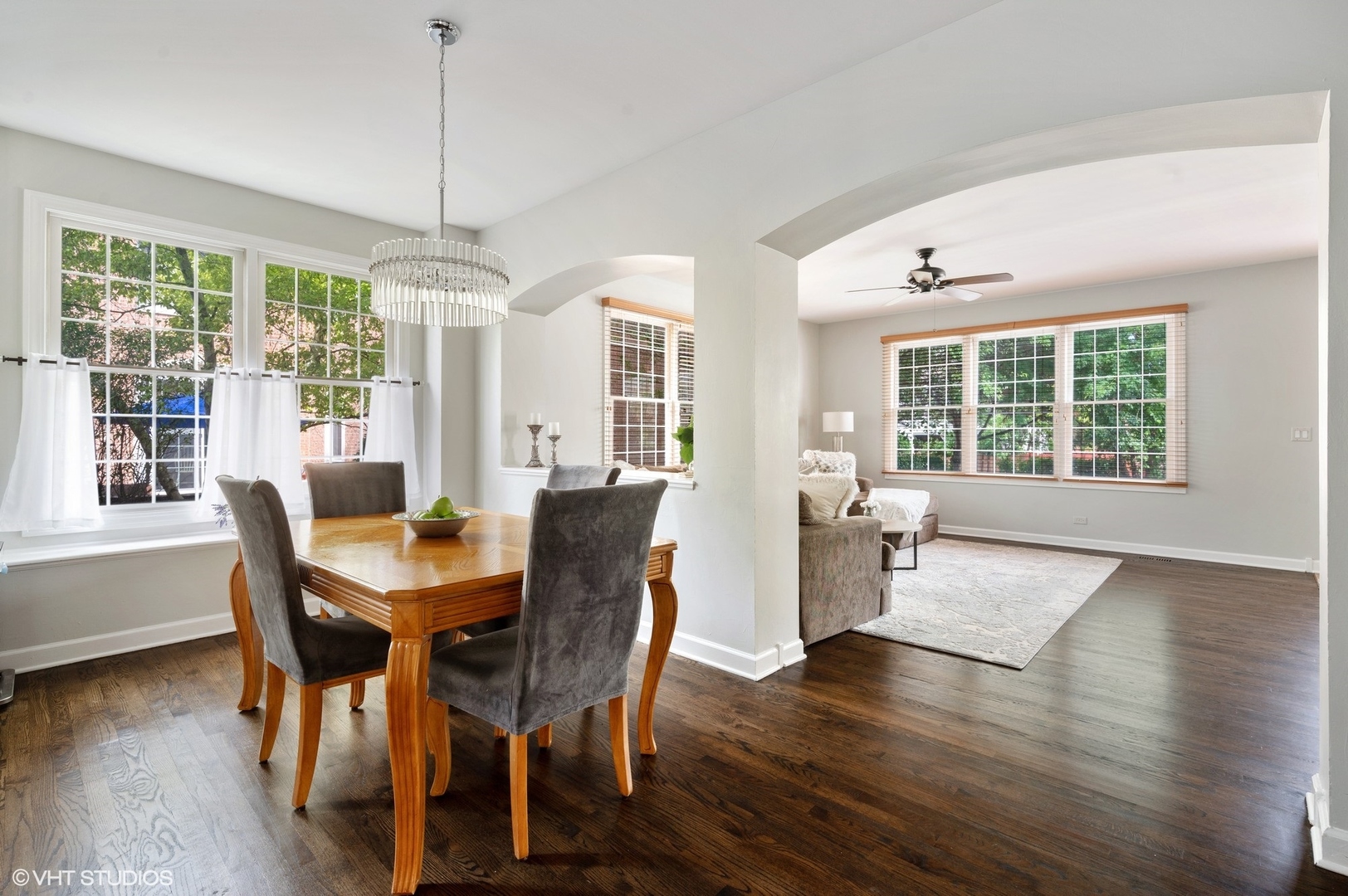 1549 Bluestem Lane Glenview, IL 60026 - Photo 11 of 51