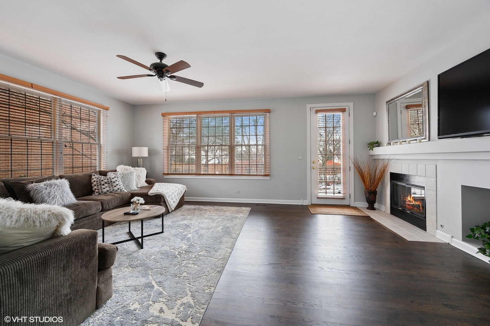 1549 Bluestem Lane Glenview, IL 60026 - Photo 14 of 51