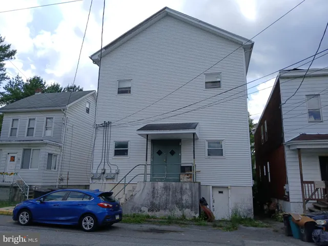 $199,900 | 14 2nd Street, Middleport, PA 17953