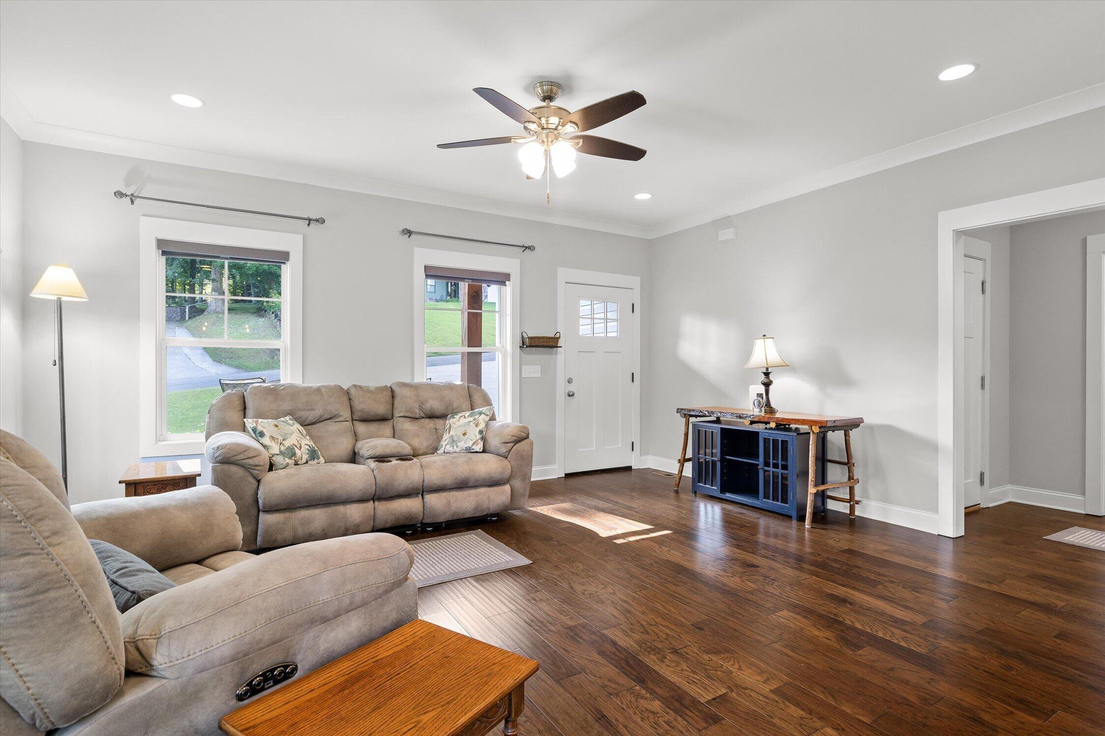 359 Maple Way Ringgold, GA 30736 - Photo 15 of 54 16-359 Maple Way-16
