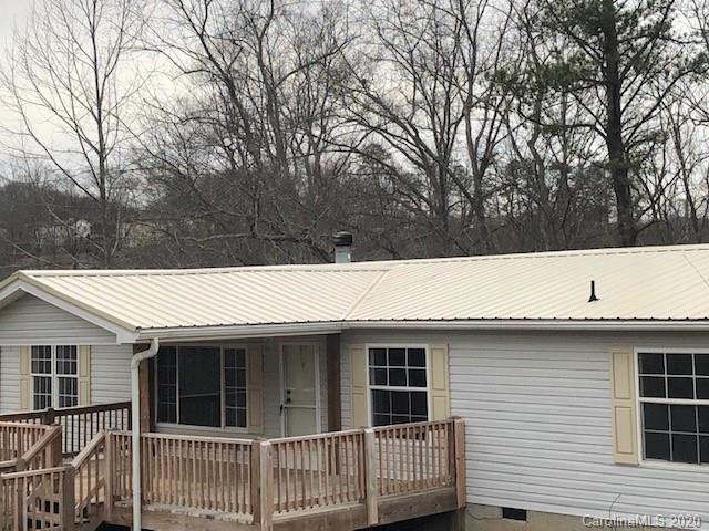 277 Fowler Lane Clyde, NC 28721 - Photo 2 of 25 Gallery Image 2