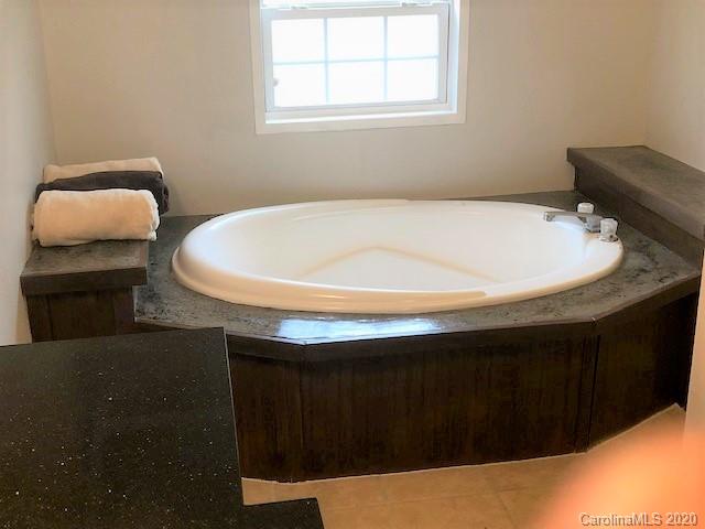 277 Fowler Lane Clyde, NC 28721 - Photo 15 of 25 Gallery Image 15