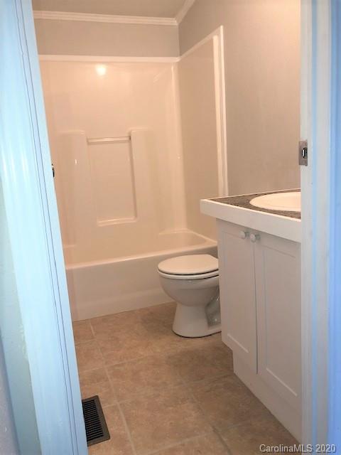 277 Fowler Lane Clyde, NC 28721 - Photo 16 of 25 Gallery Image 16