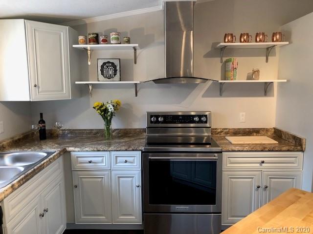 277 Fowler Lane Clyde, NC 28721 - Photo 4 of 25 Gallery Image 4