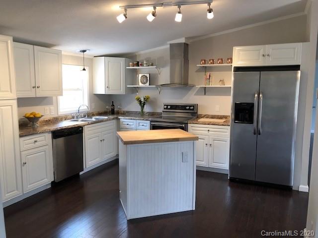 277 Fowler Lane Clyde, NC 28721 - Photo 5 of 25 Gallery Image 5