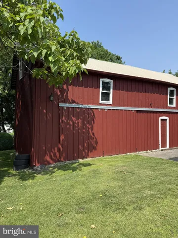 $603,000 | 423 Polly Drummond Hill Road, Newark, DE 19711