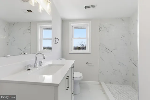 $2,695 | 1007 Quiet View Drive, Capitol Heights, MD 20743