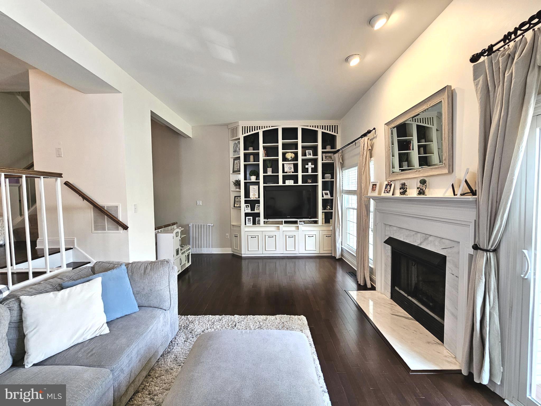 44115 Gala Circle Ashburn, VA 20147 - Photo 12 of 48