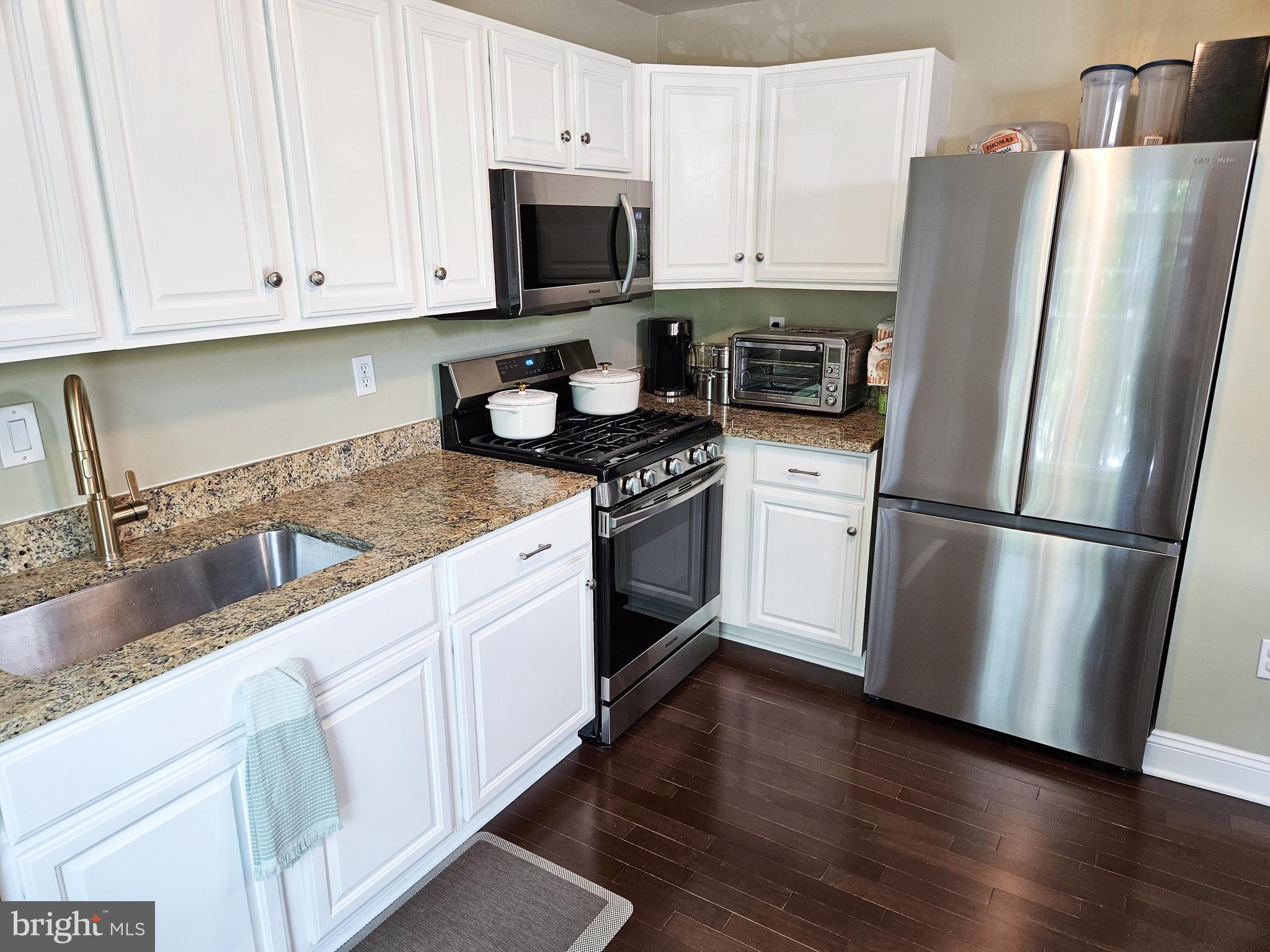 44115 Gala Circle Ashburn, VA 20147 - Photo 17 of 48