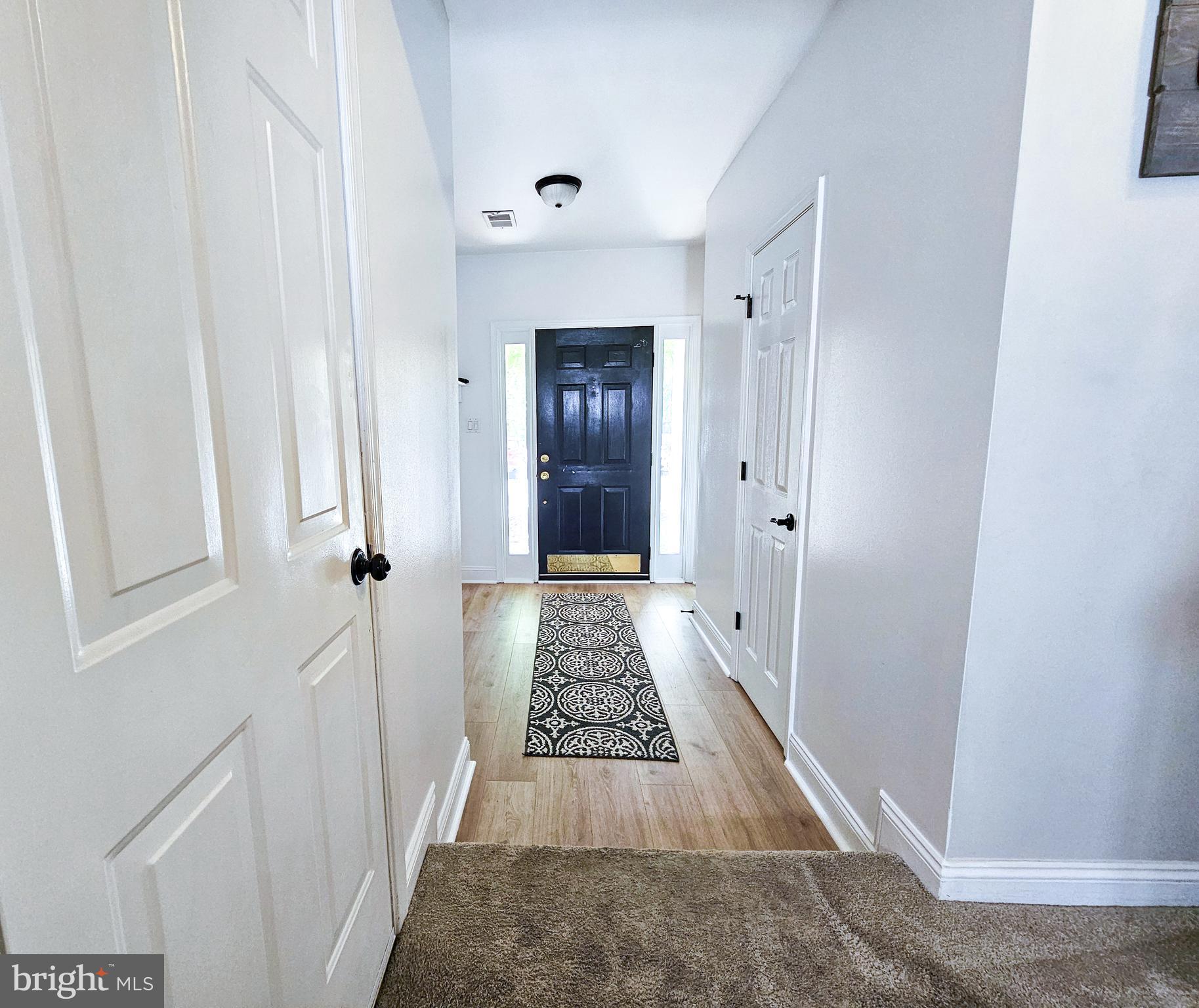 44115 Gala Circle Ashburn, VA 20147 - Photo 3 of 48
