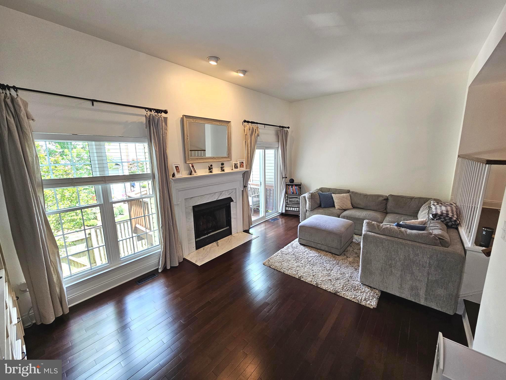 44115 Gala Circle Ashburn, VA 20147 - Photo 9 of 48