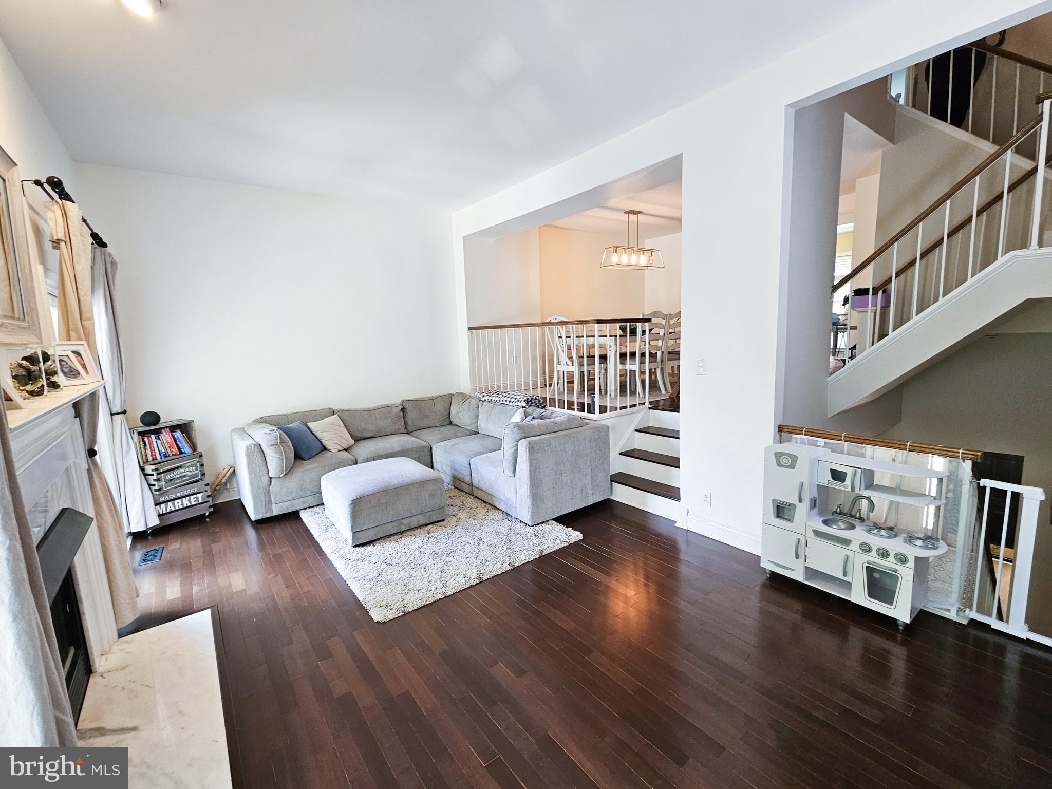 44115 Gala Circle Ashburn, VA 20147 - Photo 10 of 48