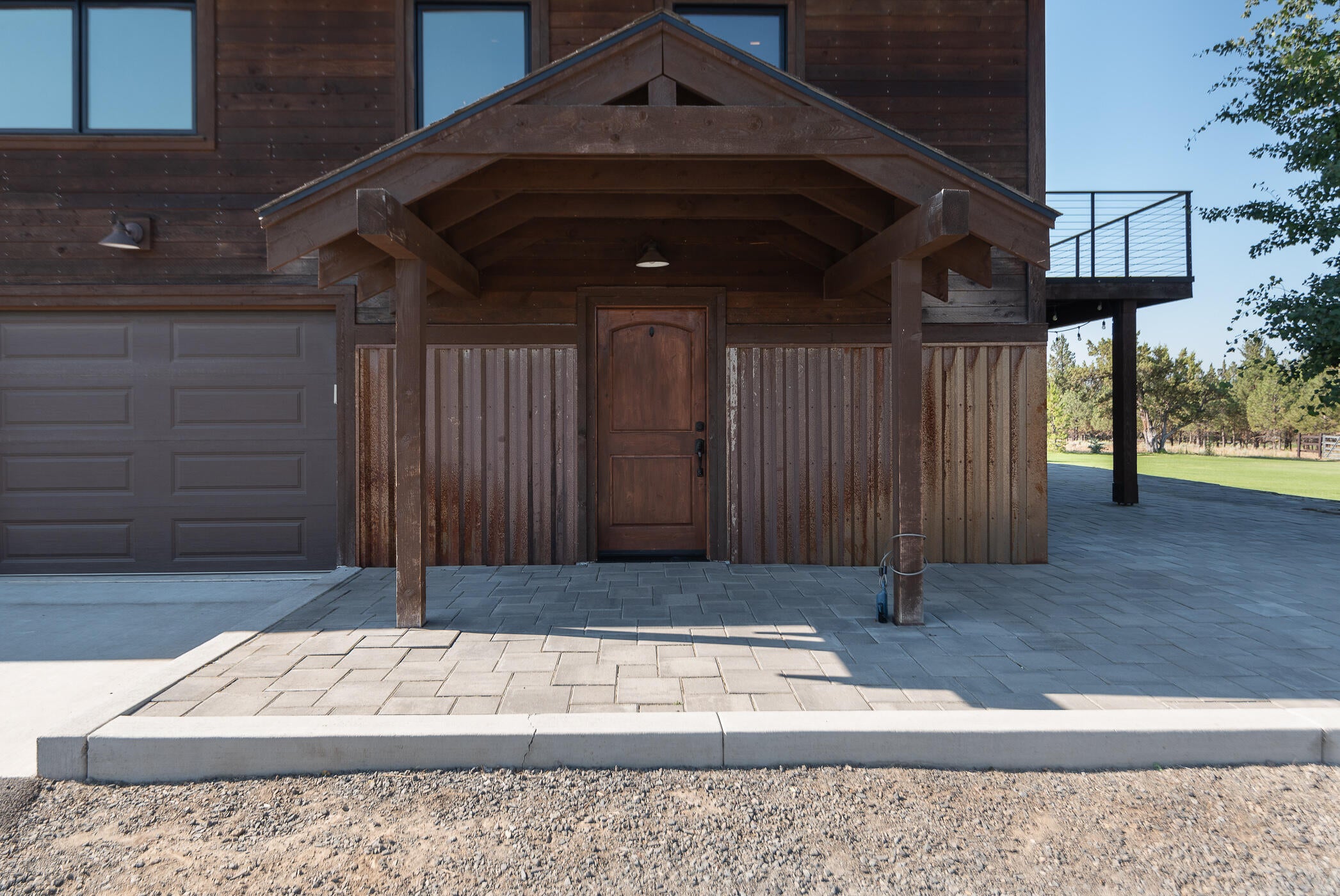 65025 Hunnell Road Bend, OR 97703 - Photo 7 of 50 07Front entry