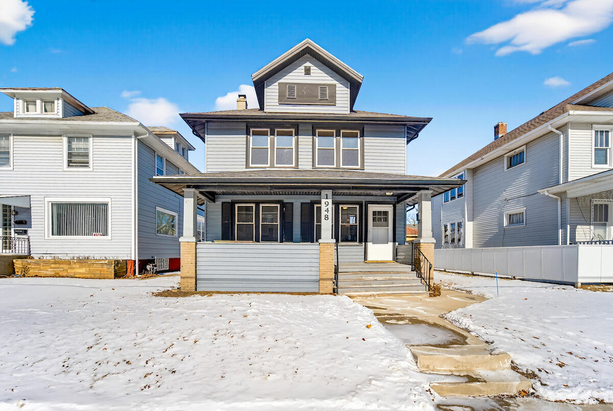 1948 12th Street Racine, WI 53403 - Photo 1 of 20 Front